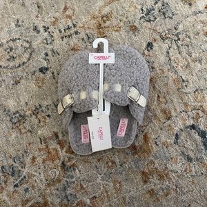 NWT Capelli New York Youth Girl  Gray Clog’s